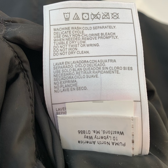 Women’s Puma Reversible Puffer Vest (Size S) - Picture 4 of 4